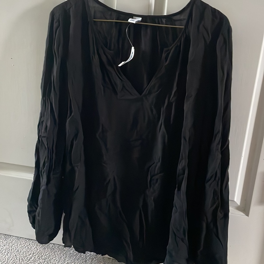 Old Navy Black Drapey Blouse - NWT